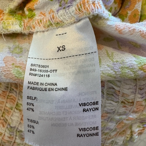 Sophie Rue Yellow Crop Blouse with Tie Front and Short Sleeves - Picture 3 of 5